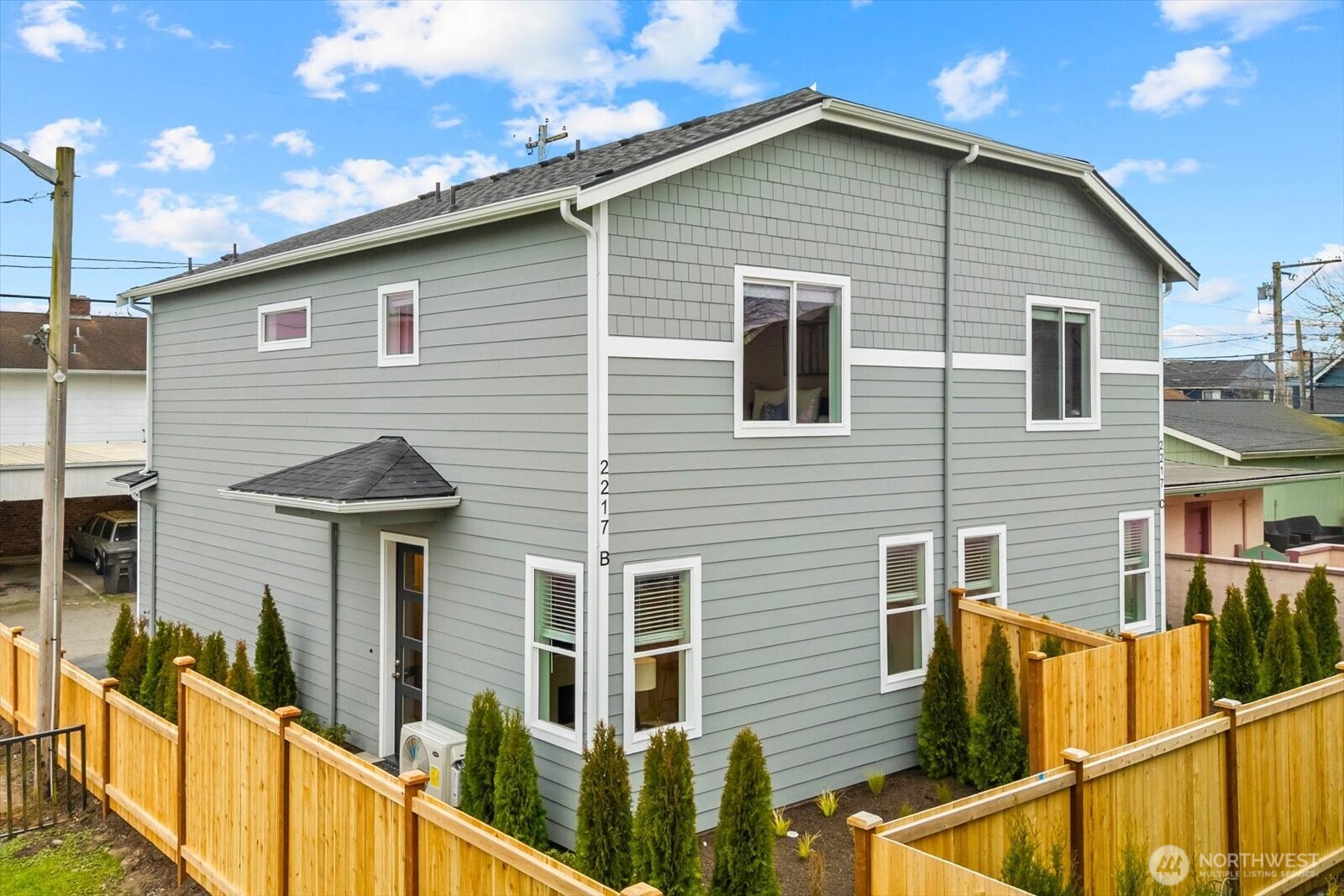2217 Hoyt Avenue Everett WA 98201