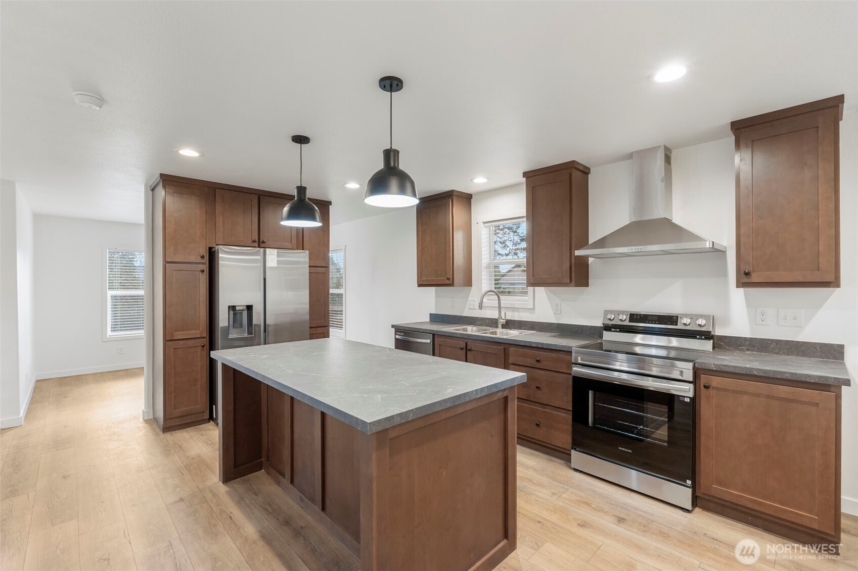 1110 W Walnut Centralia WA 98531