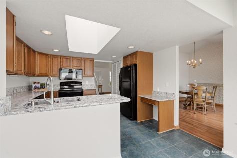 1837 F Street SE Auburn WA 98002