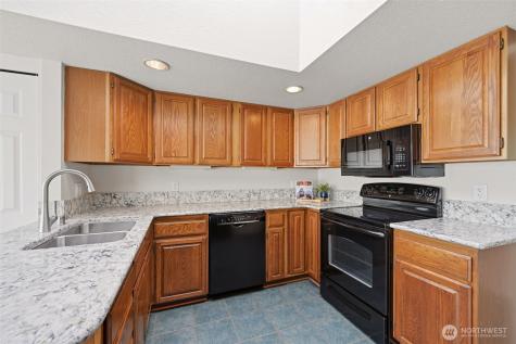 1837 F Street SE Auburn WA 98002