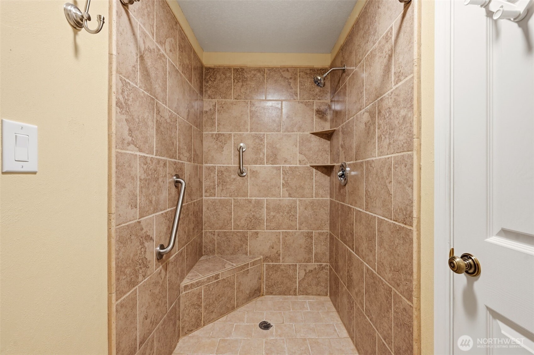1837 F Street SE Auburn WA 98002