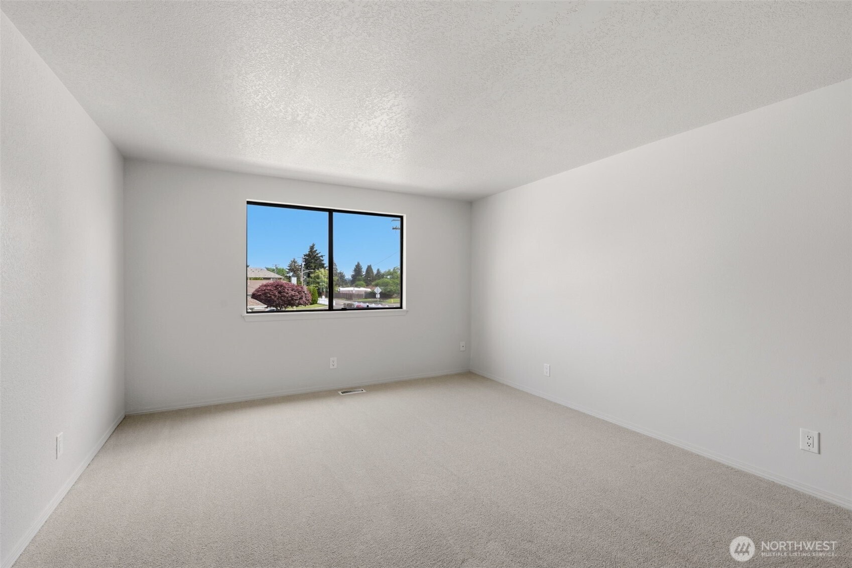 1837 F Street SE Auburn WA 98002