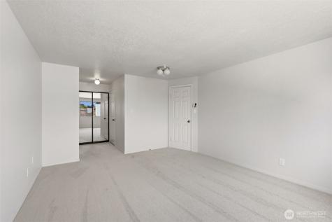 1837 F Street SE Auburn WA 98002