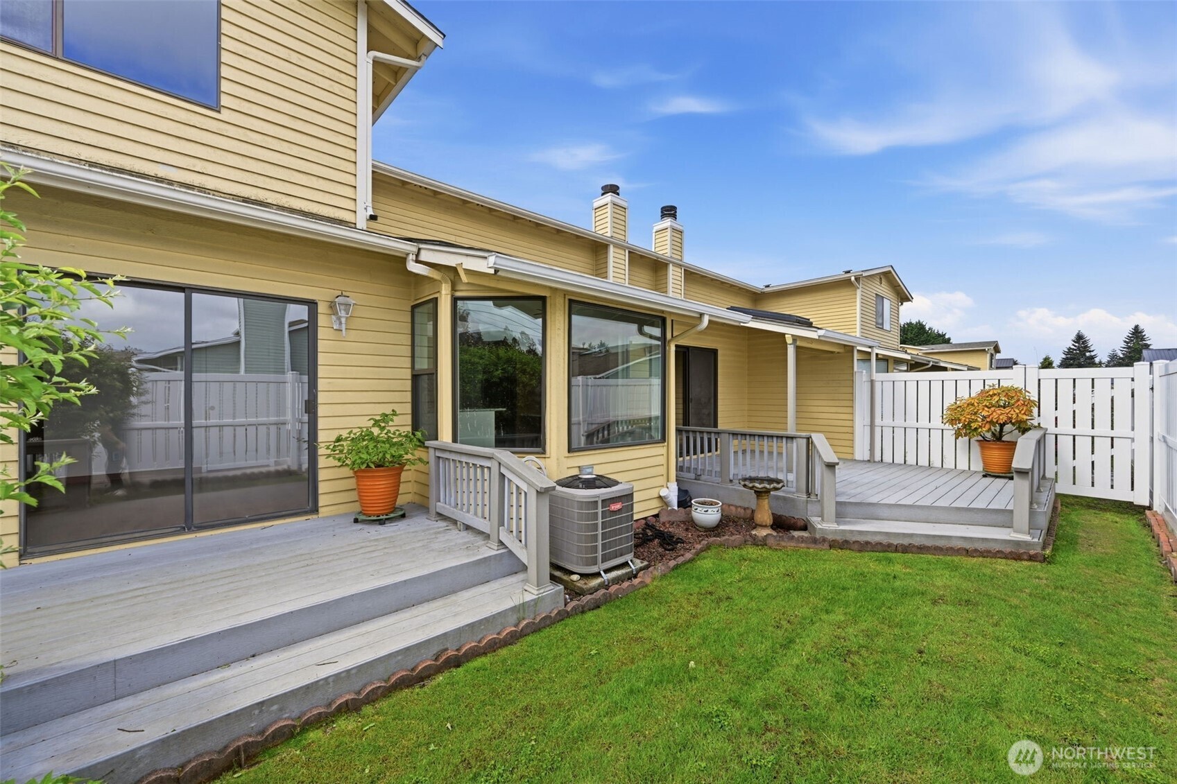 1837 F Street SE Auburn WA 98002