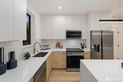 9024 Corliss Avenue N Seattle WA 98103