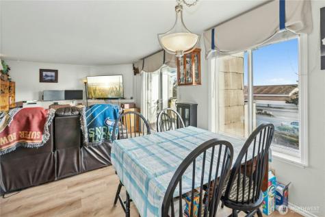 270 SE Barrington Drive Oak Harbor WA 98277