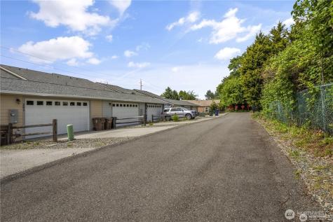 213 Norpoint Way NE Tacoma WA 98422