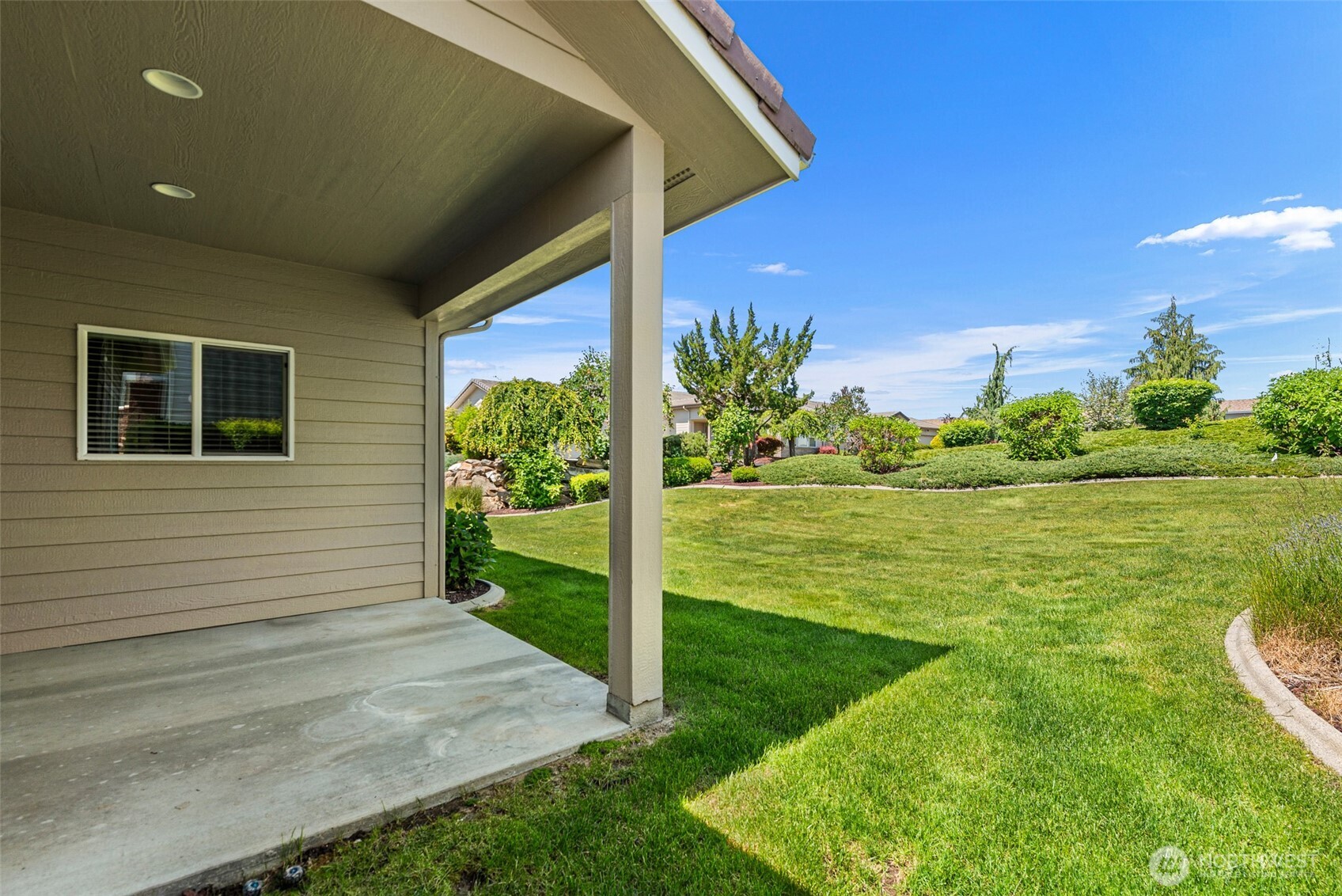 1380 Eastmont Avenue East Wenatchee WA 98802