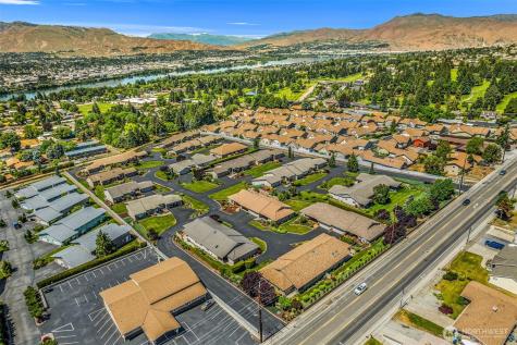 1380 Eastmont Avenue East Wenatchee WA 98802