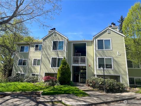 975 Aberdeen Renton WA 98056