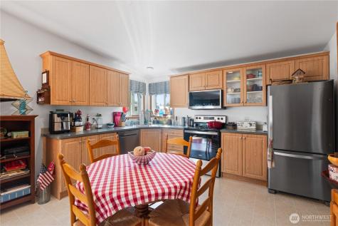 4751 Birch Bay Lynden Road Blaine WA 98230