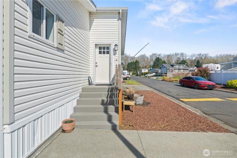 4751 Birch Bay Lynden Road Blaine WA 98230