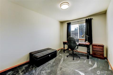 1523 151st Street SW Lynnwood WA 98087