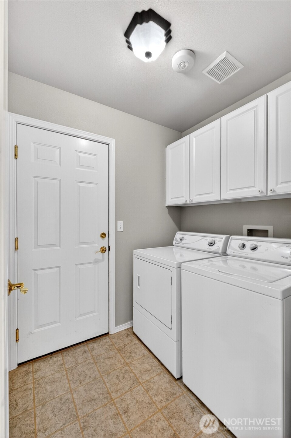 1492 Mountain View Drive Enumclaw WA 98022