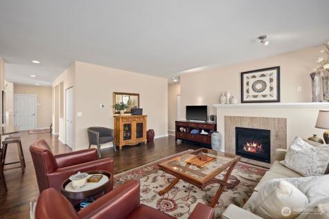 5120 S 214th Way Kent WA 98032