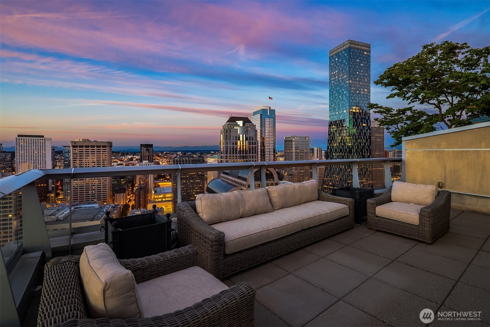 1521 2nd Avenue Seattle WA 98101