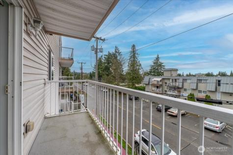 11532 15th Avenue NE Seattle WA 98125