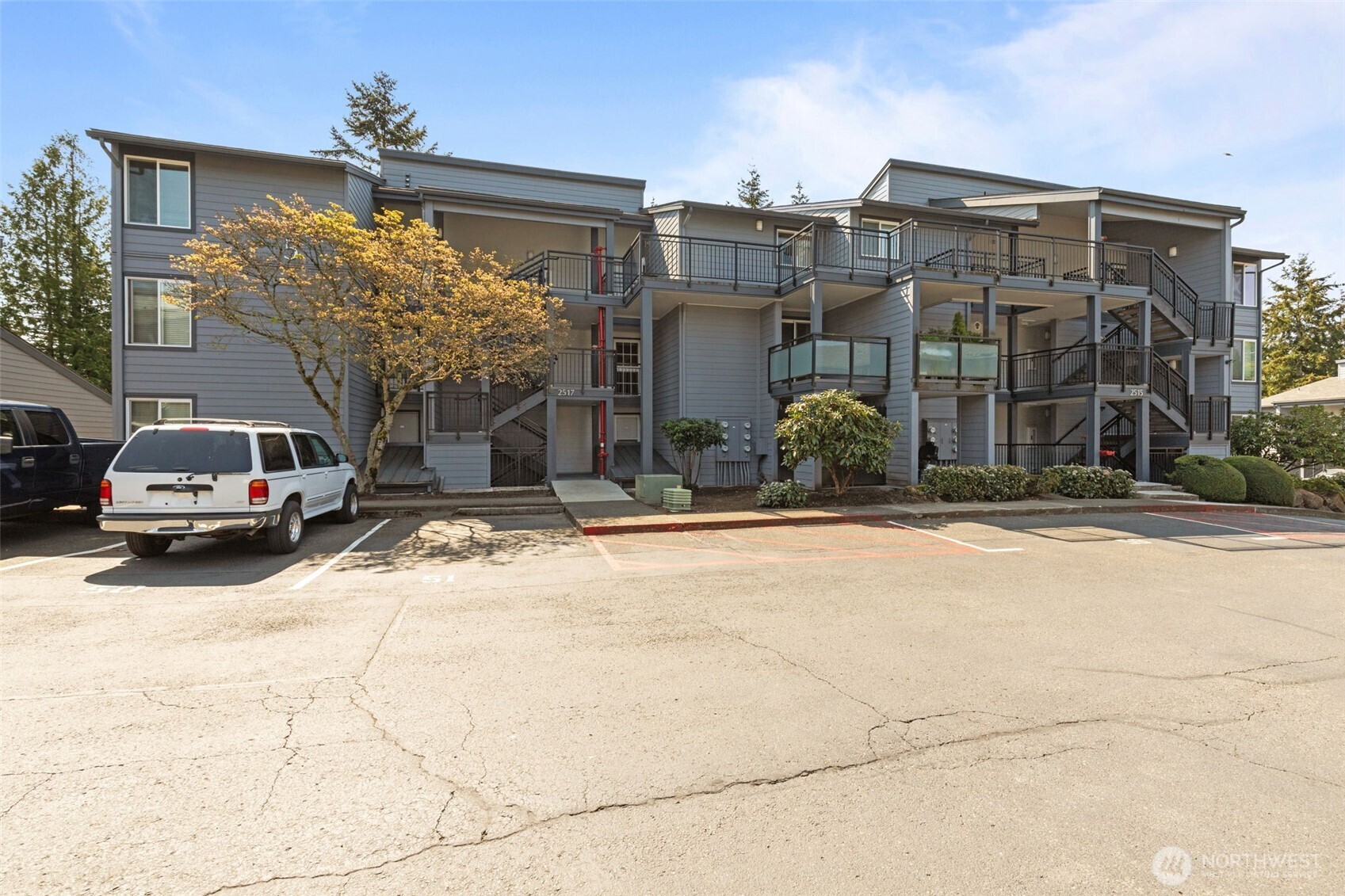 2517 NE 4th Street Renton WA 98056