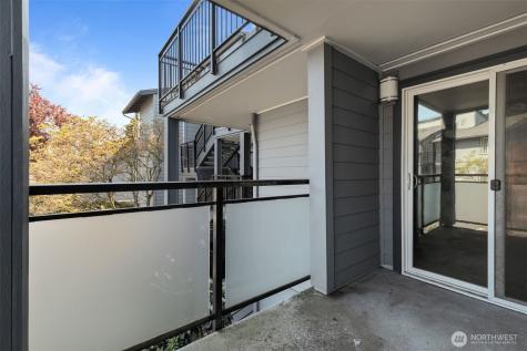 2517 NE 4th Street Renton WA 98056