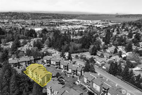 2517 NE 4th Street Renton WA 98056