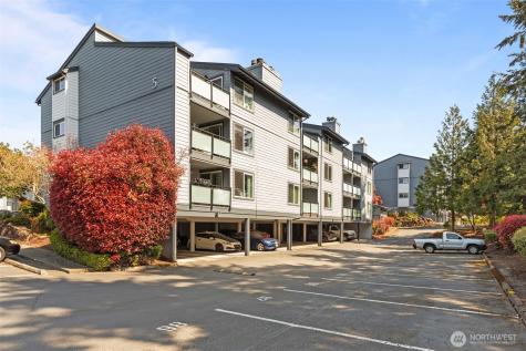 2517 NE 4th Street Renton WA 98056