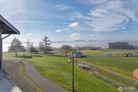 651 SE Bayshore Drive Oak Harbor WA 98277
