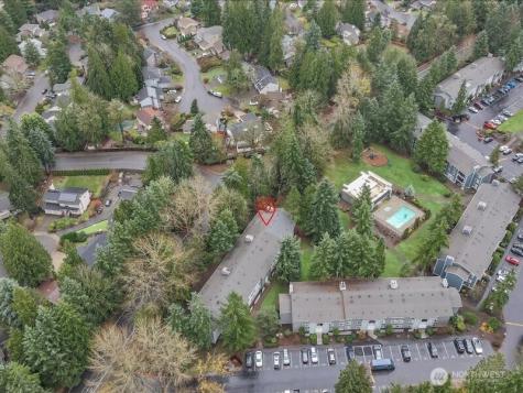 4629 W Lake Sammamish Parkway SE Issaquah WA 98027