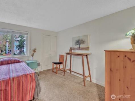 4629 W Lake Sammamish Parkway SE Issaquah WA 98027