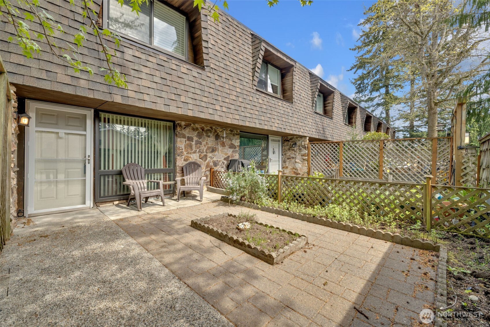 20620 76th Avenue W Edmonds WA 98026
