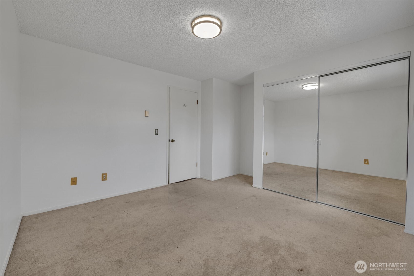 20620 76th Avenue W Edmonds WA 98026