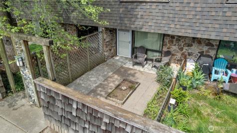 20620 76th Avenue W Edmonds WA 98026