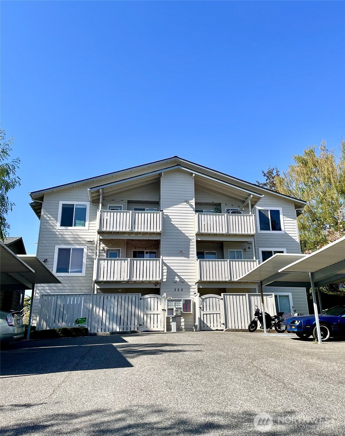320 SE Barrington Drive Oak Harbor WA 98277