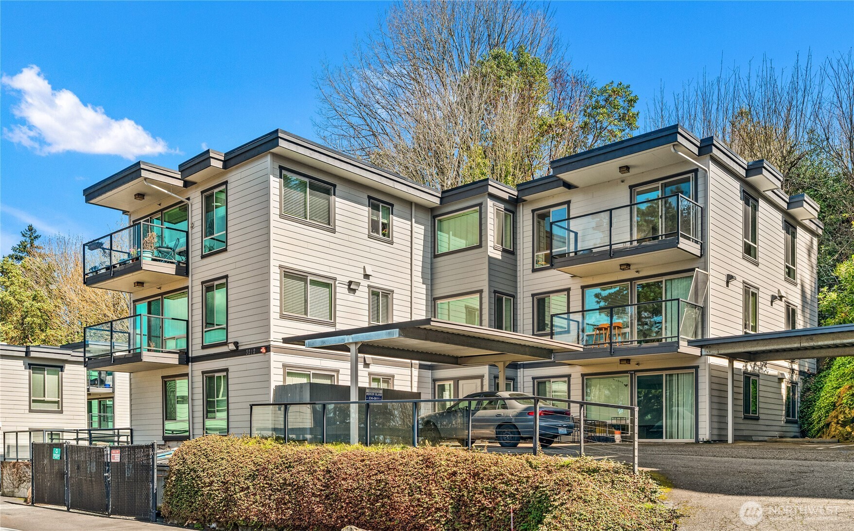 3212 81st Place SE Mercer Island WA 98040