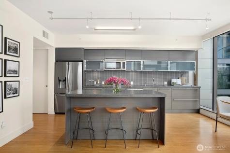 820 Blanchard Street Seattle WA 98121