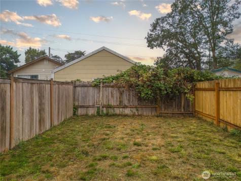 10806 Park Avenue S Tacoma WA 98444