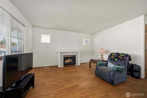 11236 3rd Avenue E Tacoma WA 98445