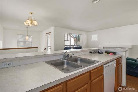 11236 3rd Avenue E Tacoma WA 98445