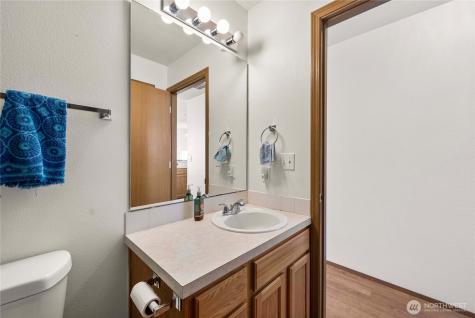 11236 3rd Avenue E Tacoma WA 98445