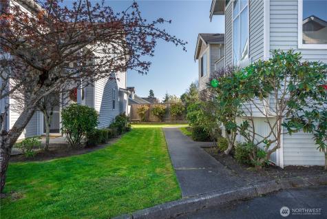 11236 3rd Avenue E Tacoma WA 98445