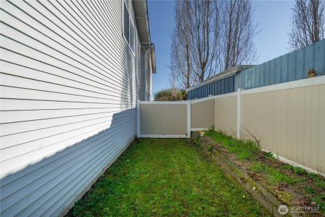 11236 3rd Avenue E Tacoma WA 98445