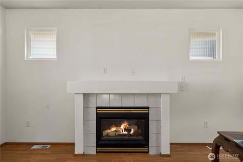 11236 3rd Avenue E Tacoma WA 98445