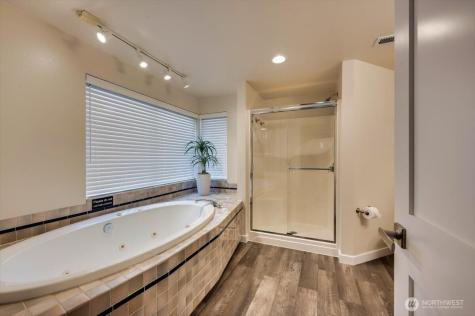 808 W Manson Highway Chelan WA 98816