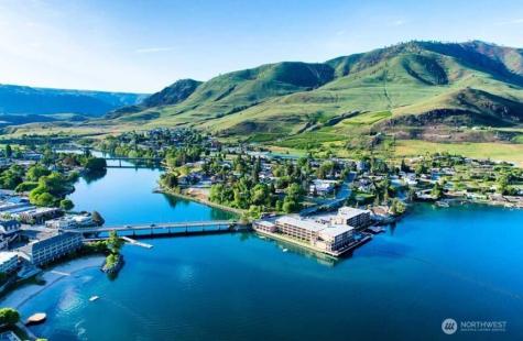 808 W Manson Highway Chelan WA 98816