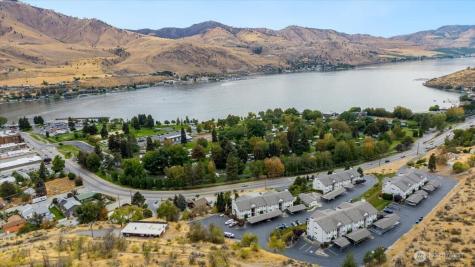 808 W Manson Highway Chelan WA 98816