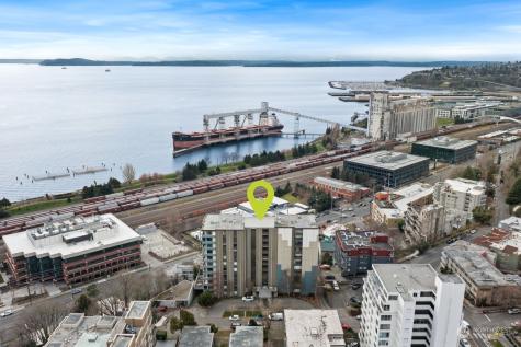 521 5th Avenue W Seattle WA 98119
