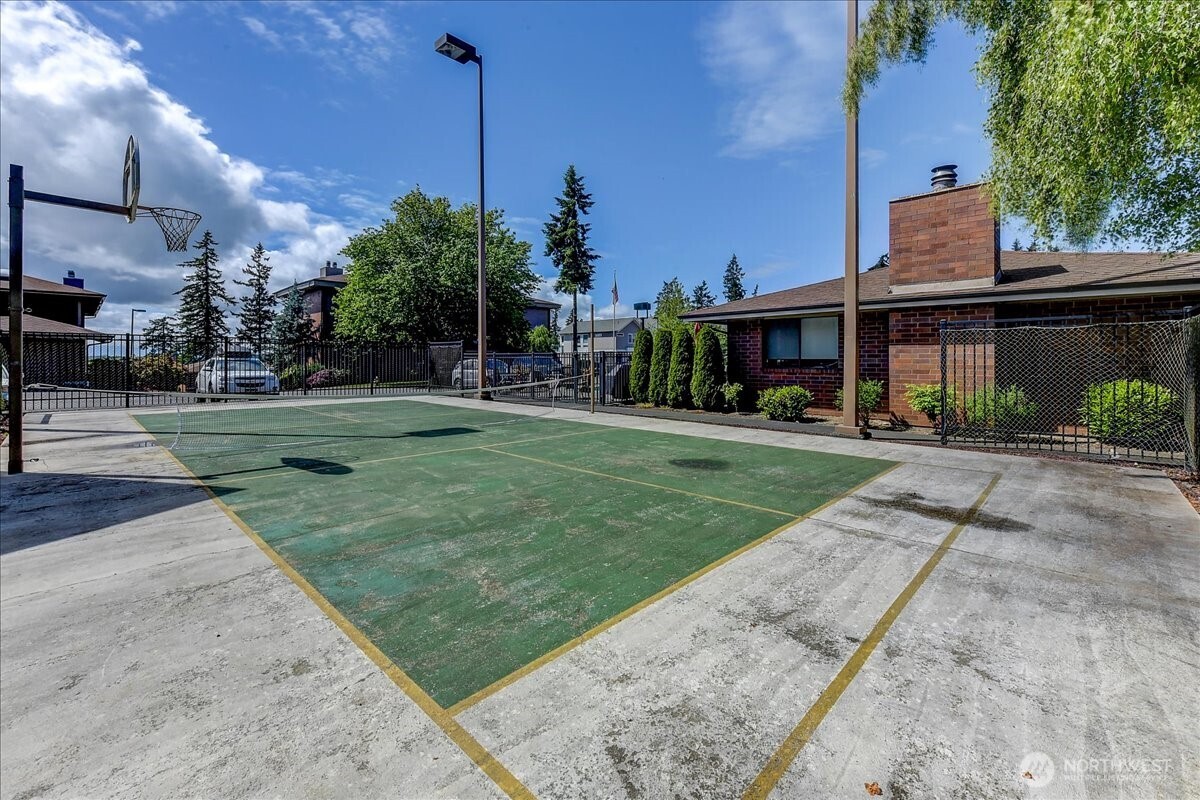 8106 53rd Avenue W Mukilteo WA 98275