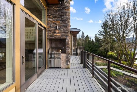 4323 E Lake Sammamish Parkway SE Issaquah WA 98029