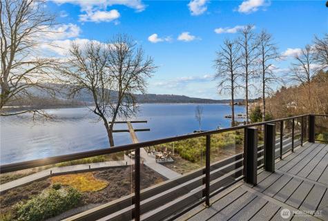 4323 E Lake Sammamish Parkway SE Issaquah WA 98029