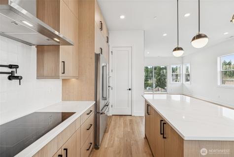 18805 99th Court NE Bothell WA 98011