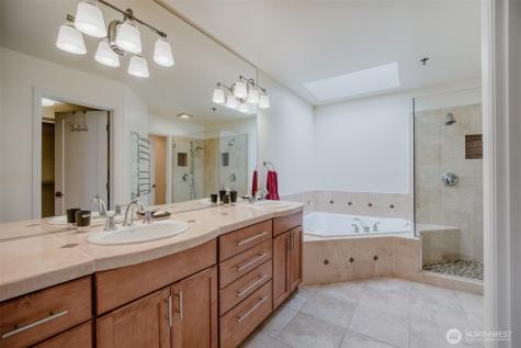 10108 NE 63rd Street Kirkland WA 98033